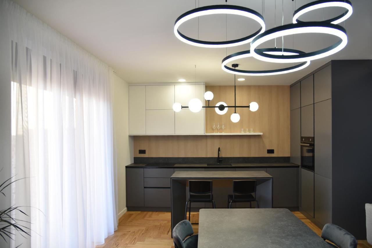 26Bricks Luxury Suites Oradea Eksteriør billede