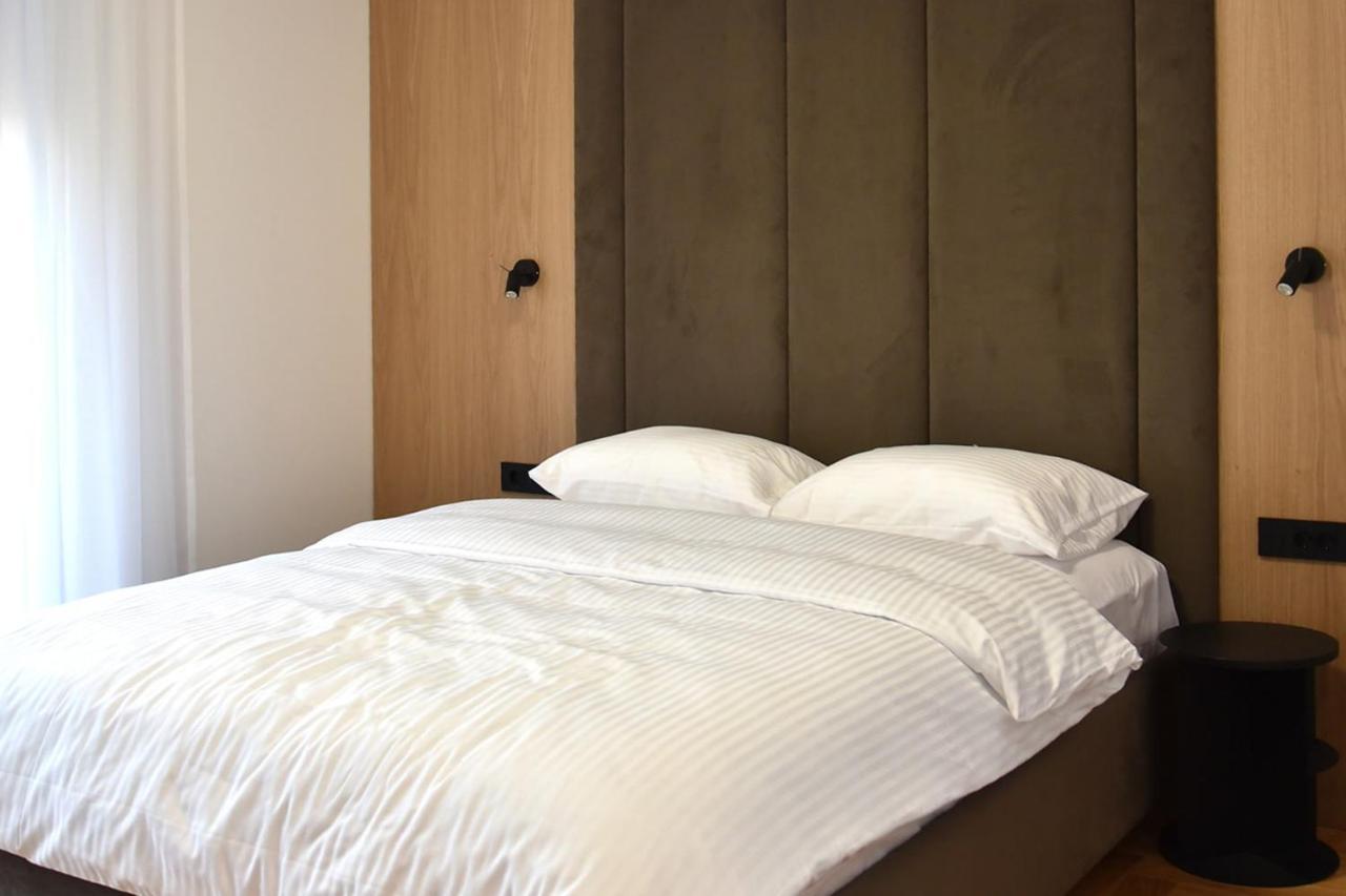 26Bricks Luxury Suites Oradea Eksteriør billede